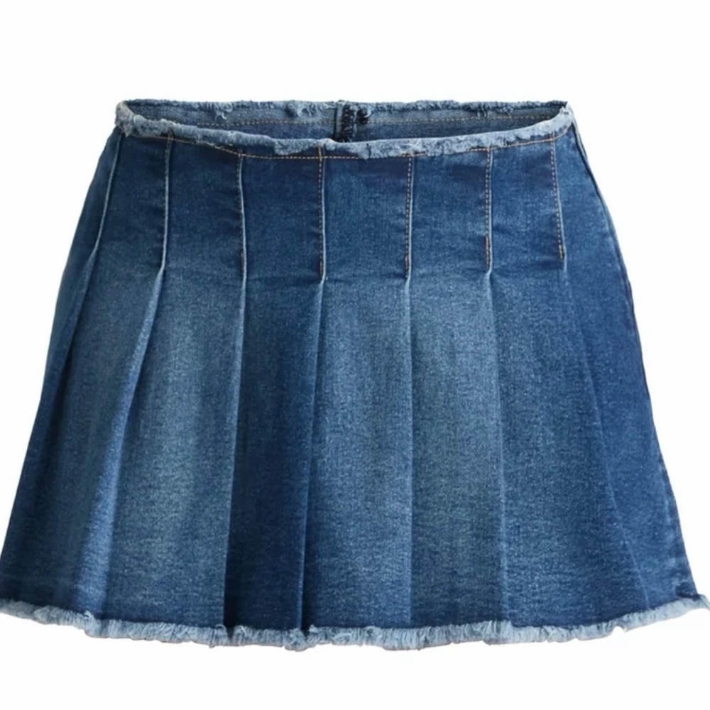 Madden NYC Denim Pleated Skort Size L Side Zip Frayed Hem
